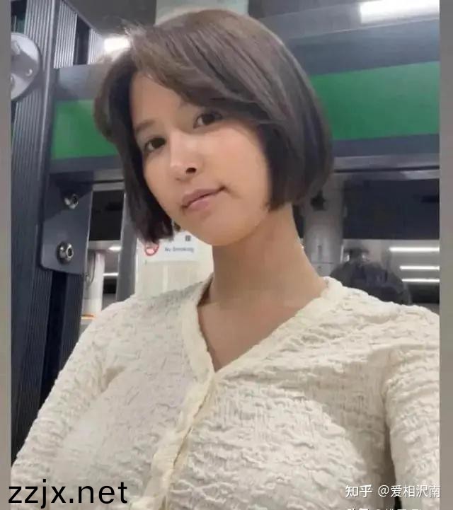 精品亚洲成AV人在线观看